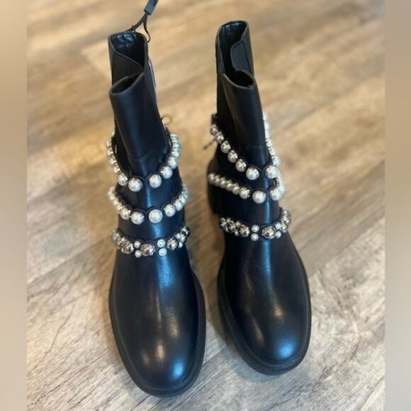 ZARA Leather Ankle Boots NWT - Picture 9 of 12